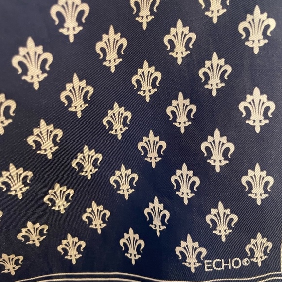 ECHO Vintage Silk Twill Black, Fleur de Lis SCARF 26" X 26" Handroll Hems - Picture 4 of 5